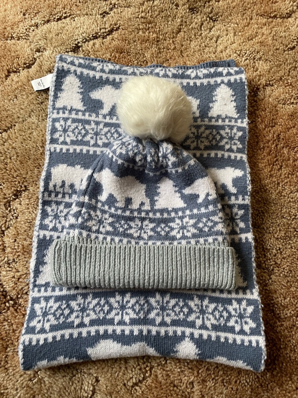 Vera Bradley Blue & White Polar Bear Pom Pom Hat and Neck Warmer Set.